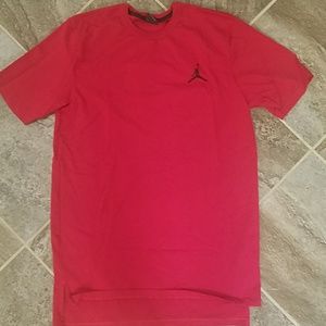 Mens Jordan tee red. Large